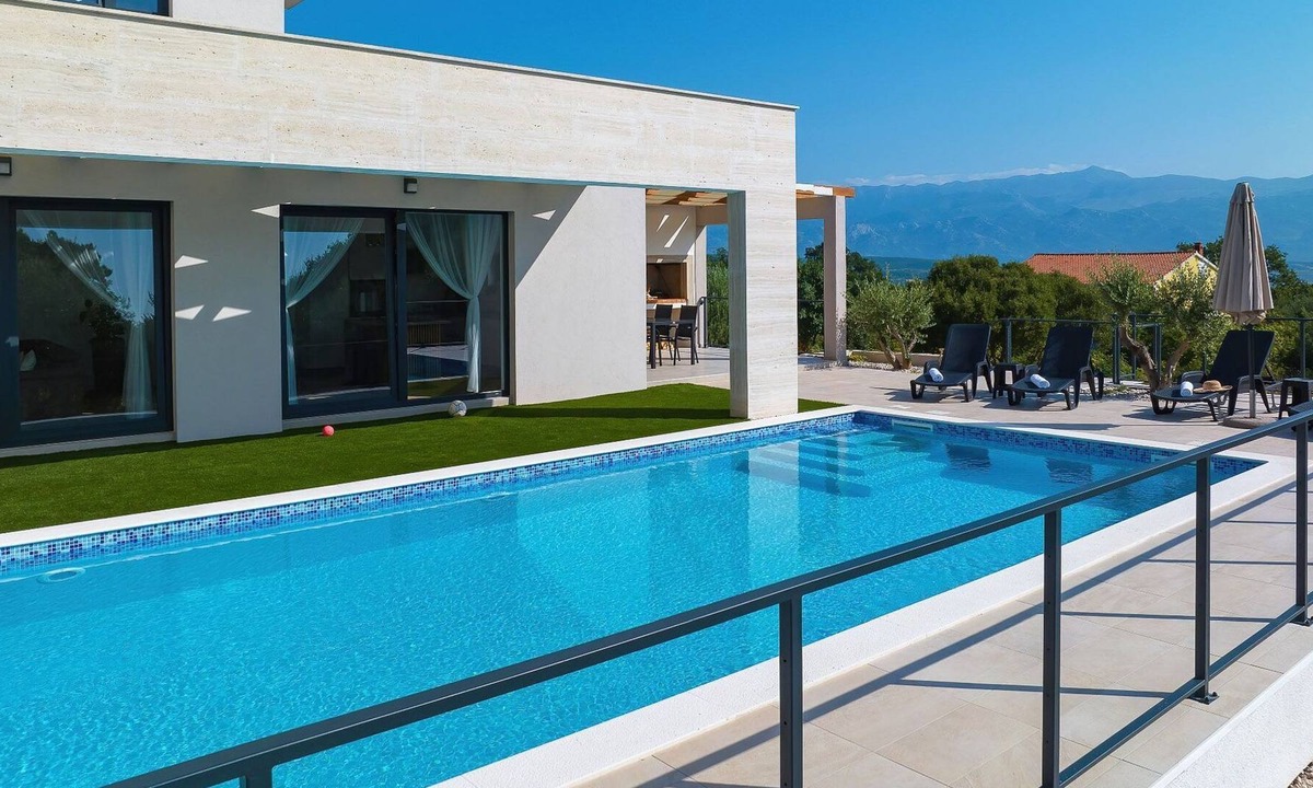Podgradina Villa | Dasi, Posedarje, Kroatien