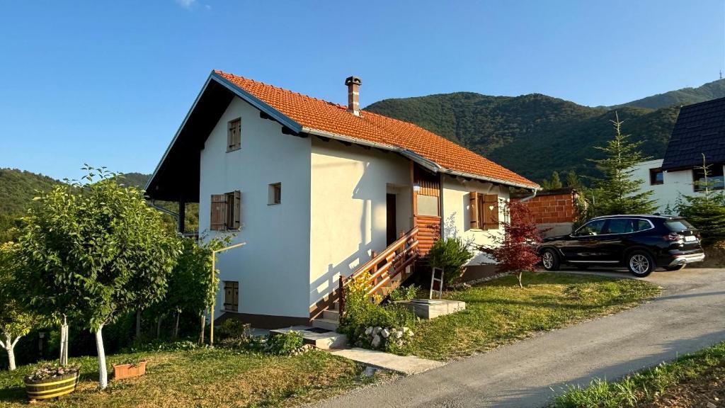Ivanec House | Dedina Klet - Vineyard Cottage with Mountain View