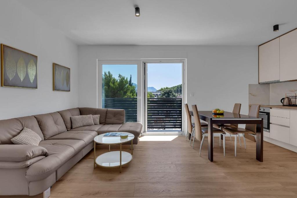 Dugis Apartment | Dei apartment