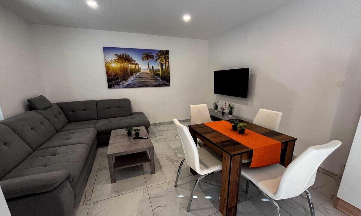 Varpolje Apartment | Delightful Cozy Riverside Apartment - One Bedroom Apartment with Terrace