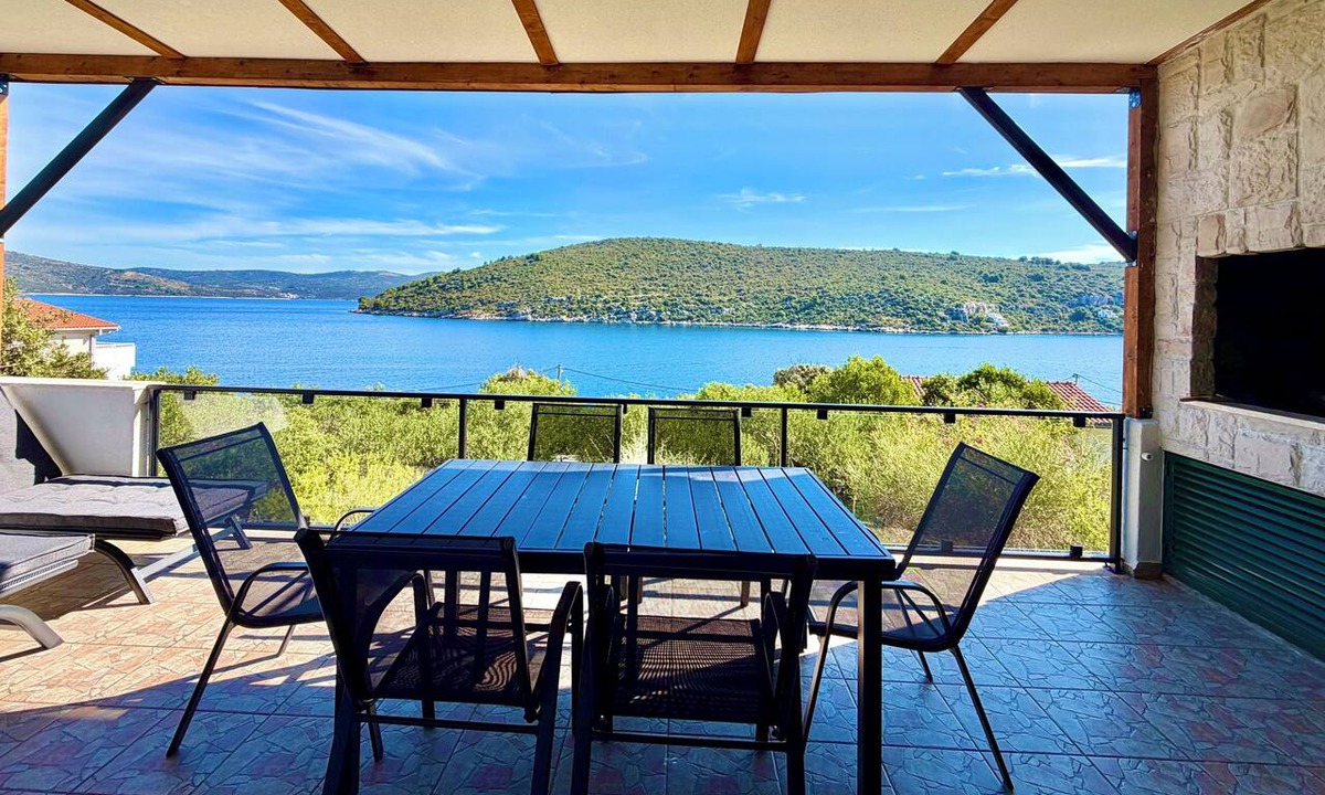 Veliki Drvenik House | Delightful vacation house for your perfect holiday escape on Drvenik Veliki