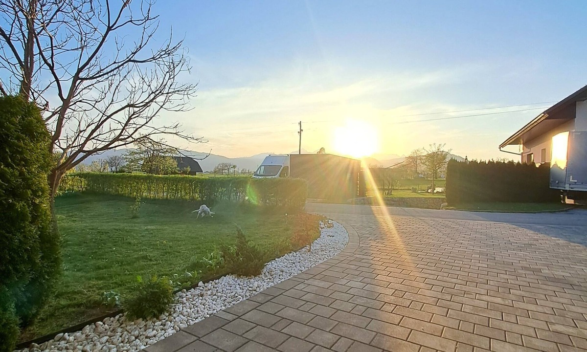 Zirovnica Apartment | Directly in the middle of nature and close to the Bled.nFree private parking.n