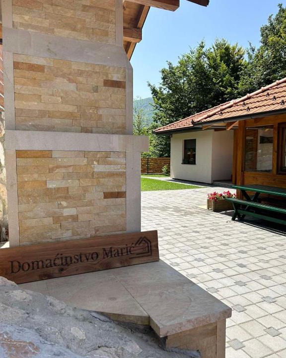 Bogutovac Apartment | Domaćinstvo Marić