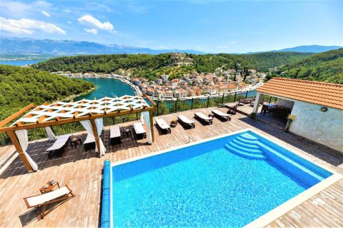 Novigrad Apartment | Dreamview & heated pool at Lucija 2