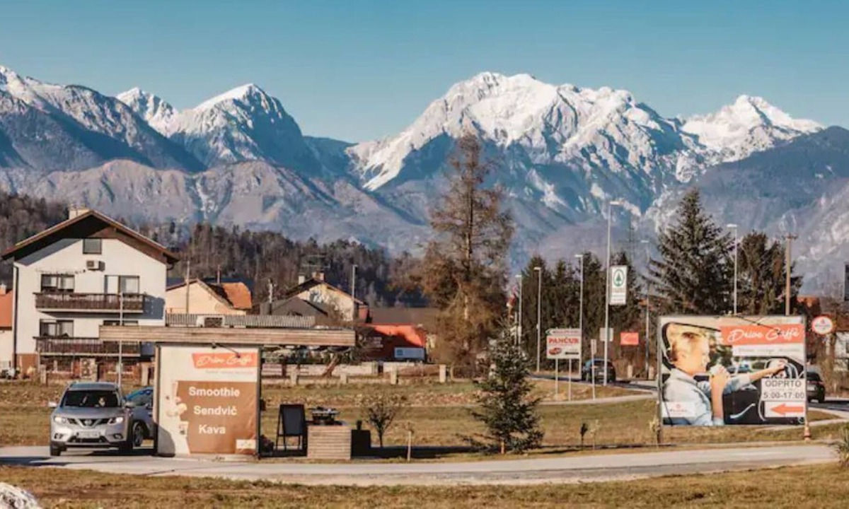 Praprotna Polica Apartment | Drive Caffe apartment 1