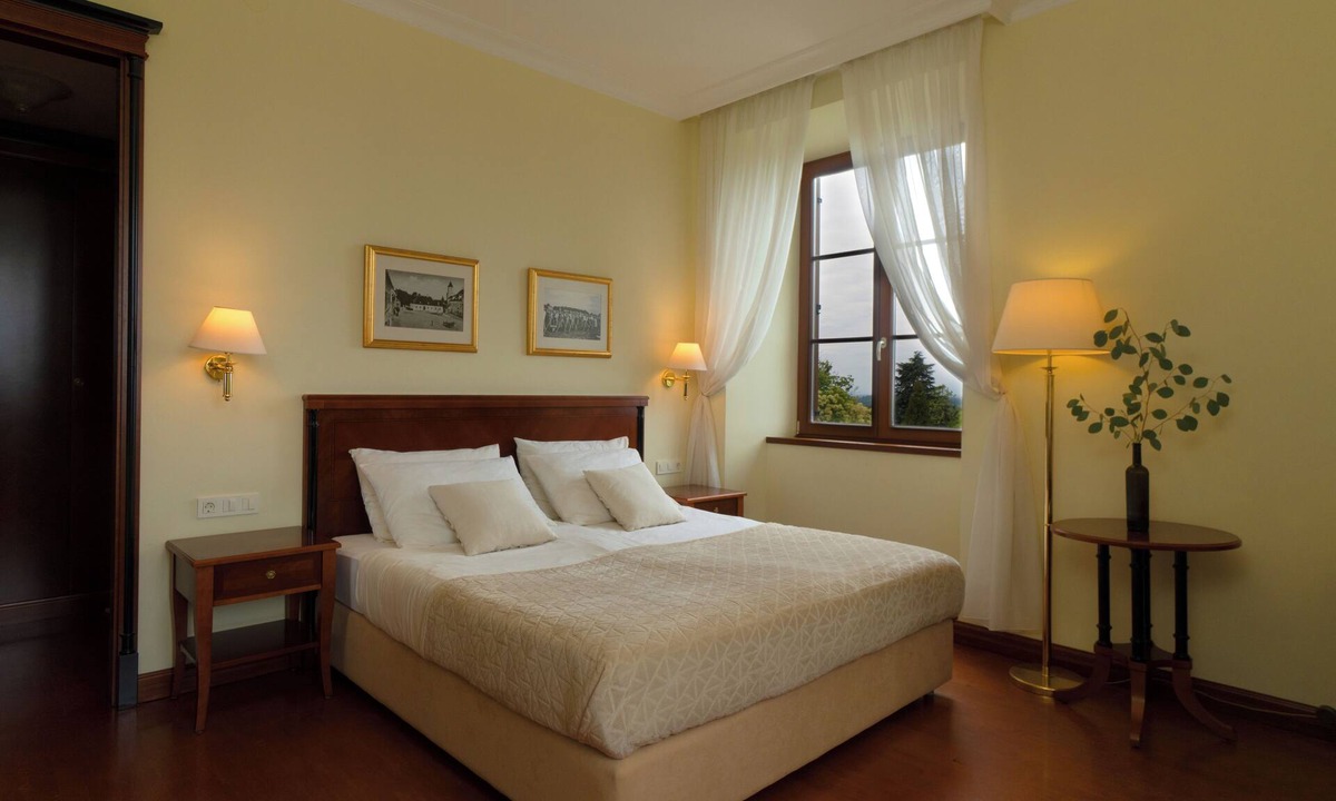 Ljutomer Bed & Breakfast | Dvorec Jeruzalem