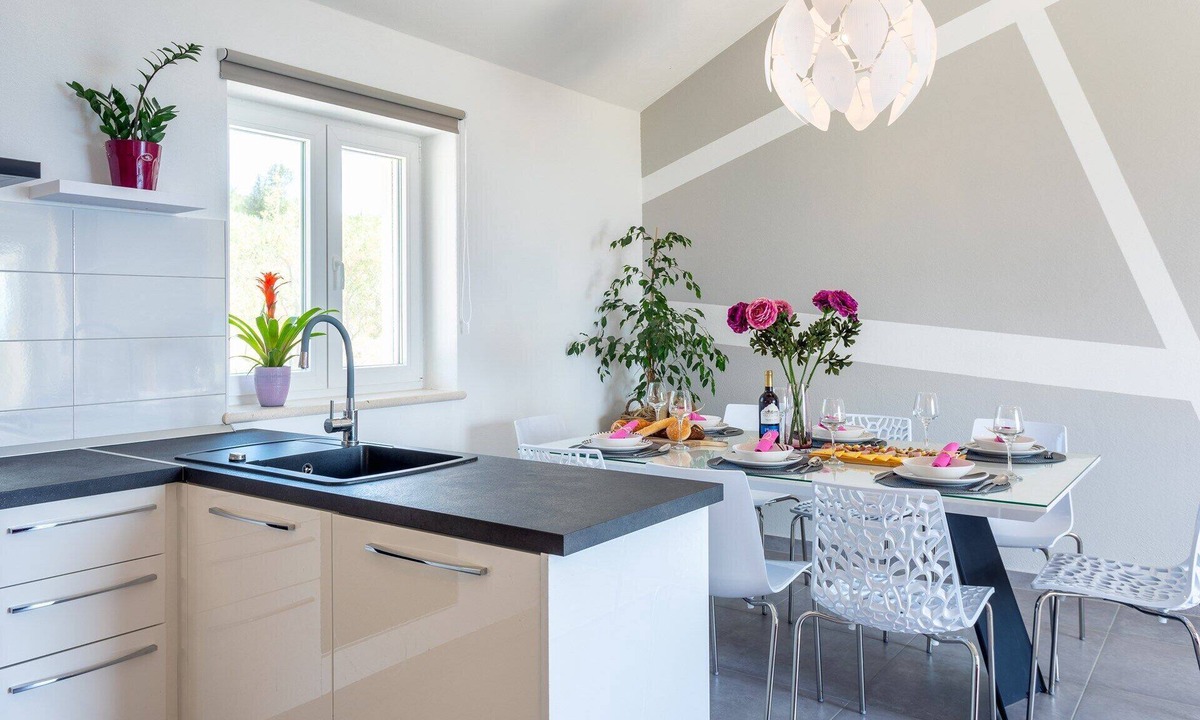 Supetar Villa | Enjoy the peacefulness of the nature of island Brač overlooking the sea .