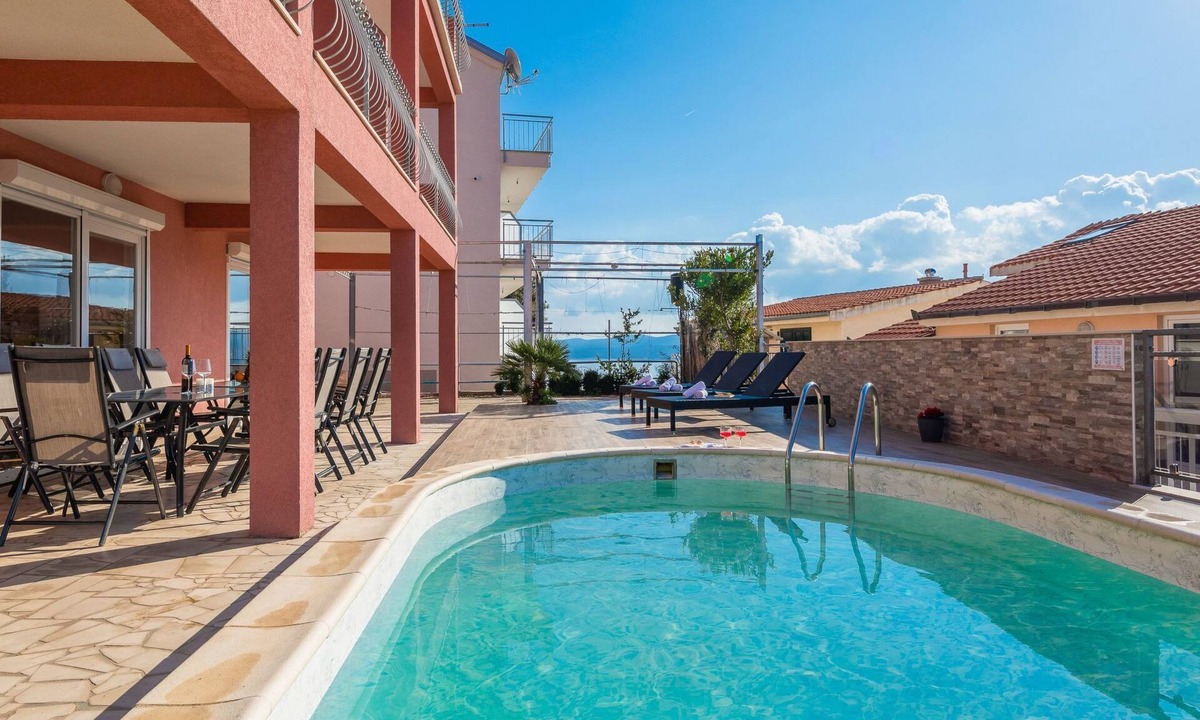 Celina House | für 12 Personen in Stanići, Dalmatien (Mitteldal by Interhome