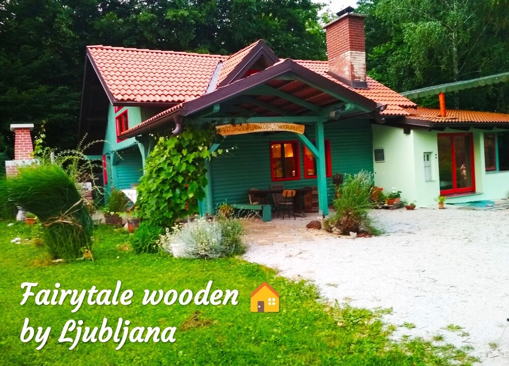 Grosuplje House | Fairytale wooden house by Ljubljana-Matjaževa ponudba