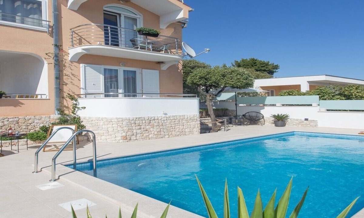 Sevid House | Family friendly house with the pool in Sevid