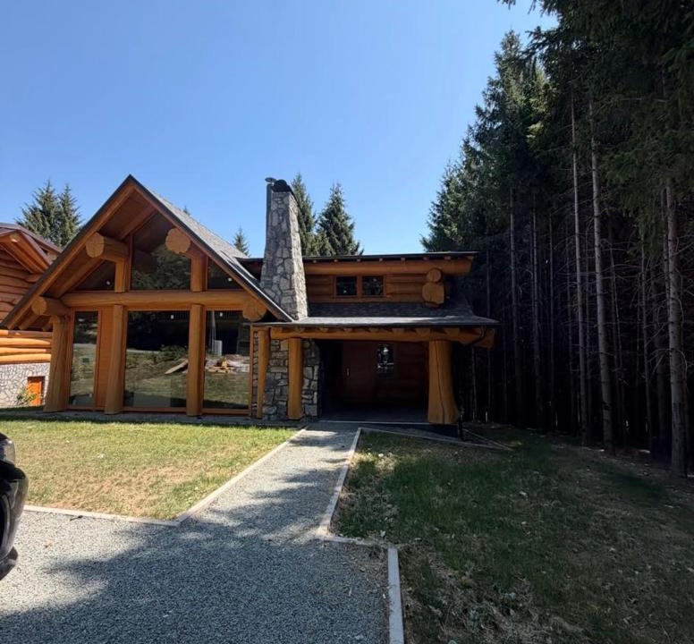 Hlevci Ski Chalet | Forest Villa Positiva