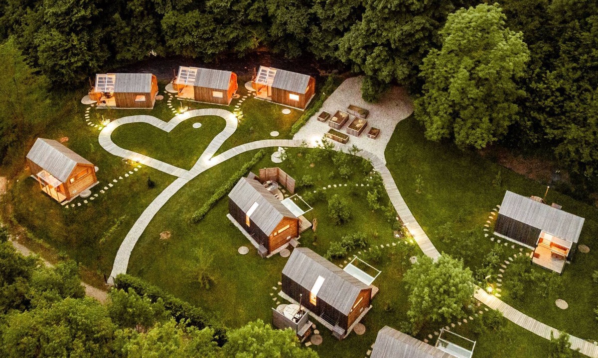 Trzic Cabin | Glamping in the hidden Alpine pearl of incredible and unspoilt nature.