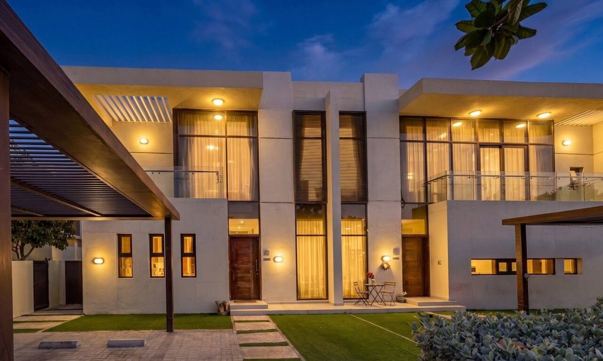 Dubai Villa | Gorgeous 3BR Semi-Detached Villa w/Private Garden