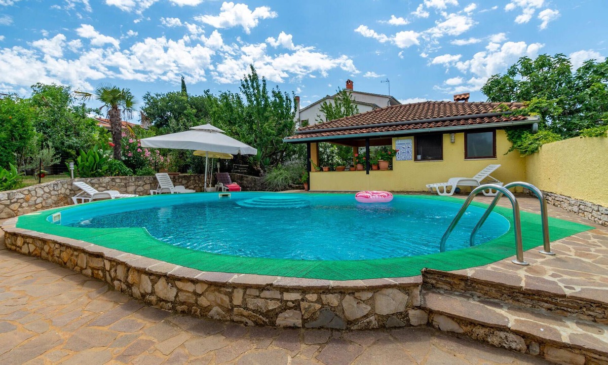 Kukci Apartment | Gorgeous apartment in Porec