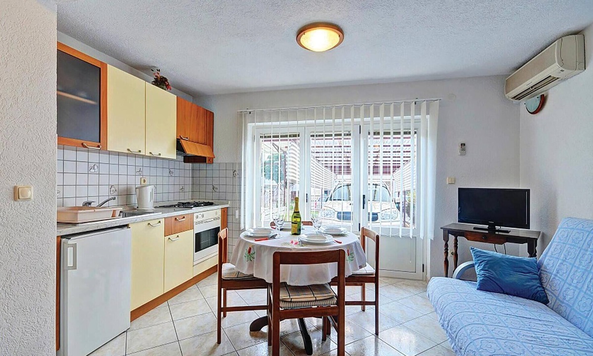 Vintijan Apartment | Gorgeous apartment in Pula with WiFi
