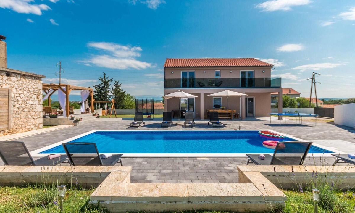Donje Rastane House | Gorgeous home in Donje Rastane