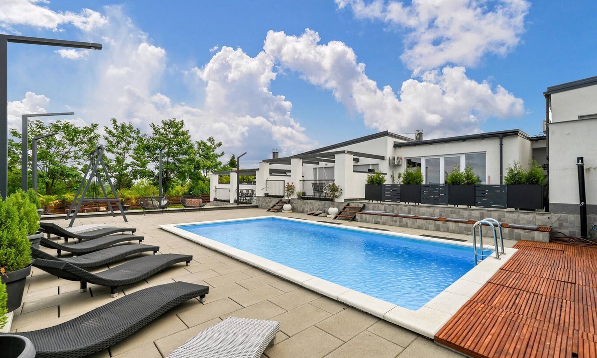 Gornji Kneginec House | Gorgeous home in Varazdin Breg with sauna