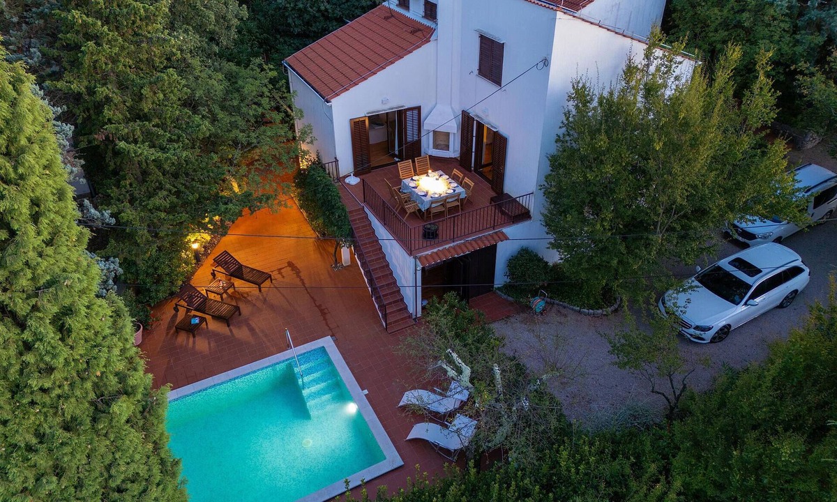 Zidarici House | Gorgeous home in Malinska