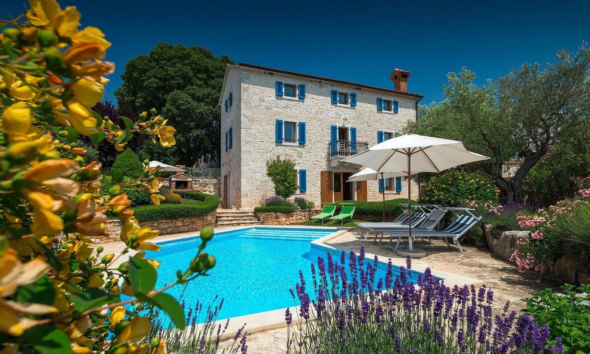 Markovac House | Gorgeous home in Porec