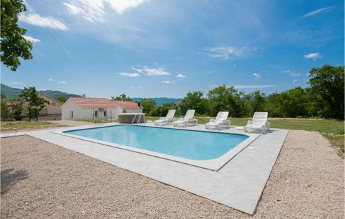 Zavojane House | Gorgeous Home In Zavojane