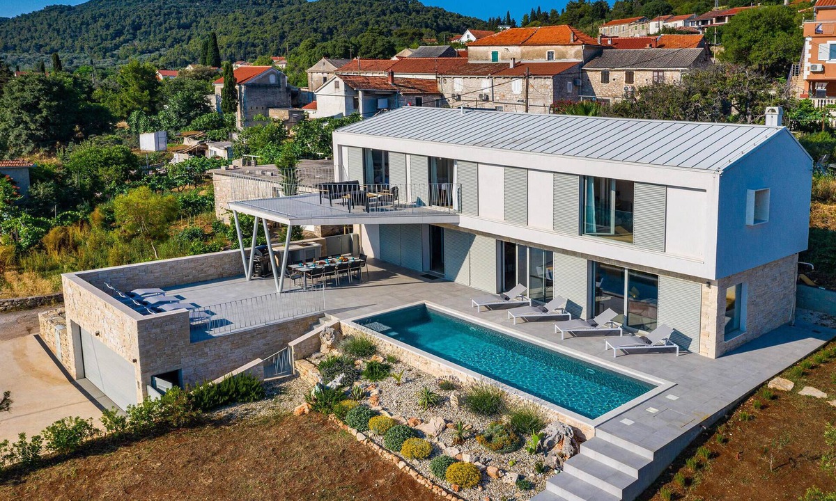 Zman House | Gorgeous home in Zman
