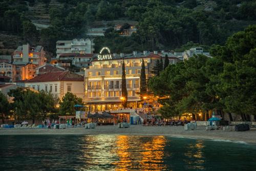 Baska Voda Hotel | Grand Hotel Slavia