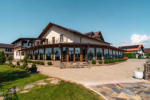 Livezile Hotel | Hanul Mariei