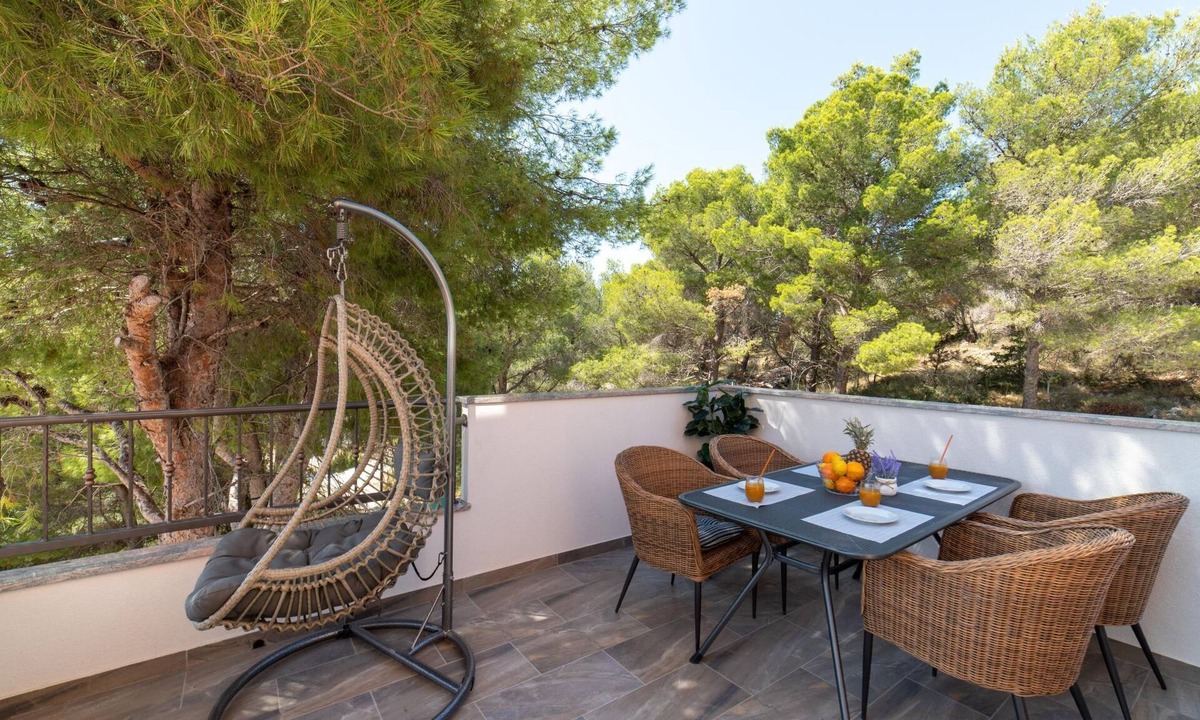 Milna (Brac) House | Haus Anka by Interhome
