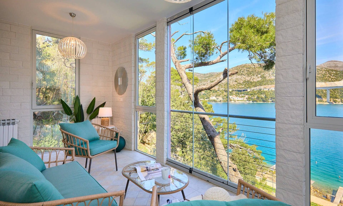 Hedera Estate | Babin Kuk