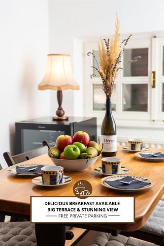 Ormoz House | Herga Wine Estate - Nest above wine cellar - rooms