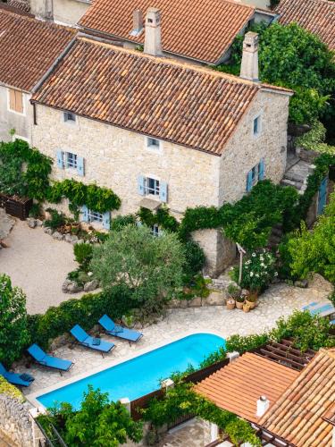 Malinska-Dubasnica Villa | HERITAGE Villa DEA RUSTICA