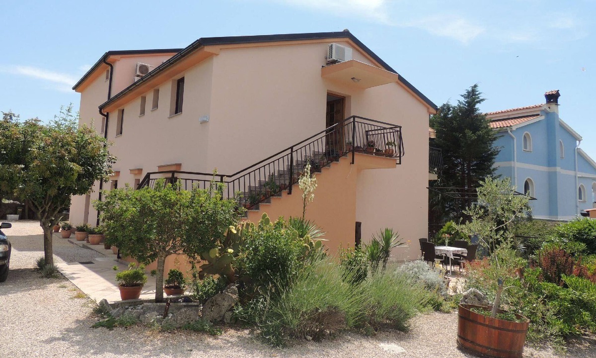 Brzac Apartment | Holiday apartment Brzac for 1 - 2 persons - Holiday apartment