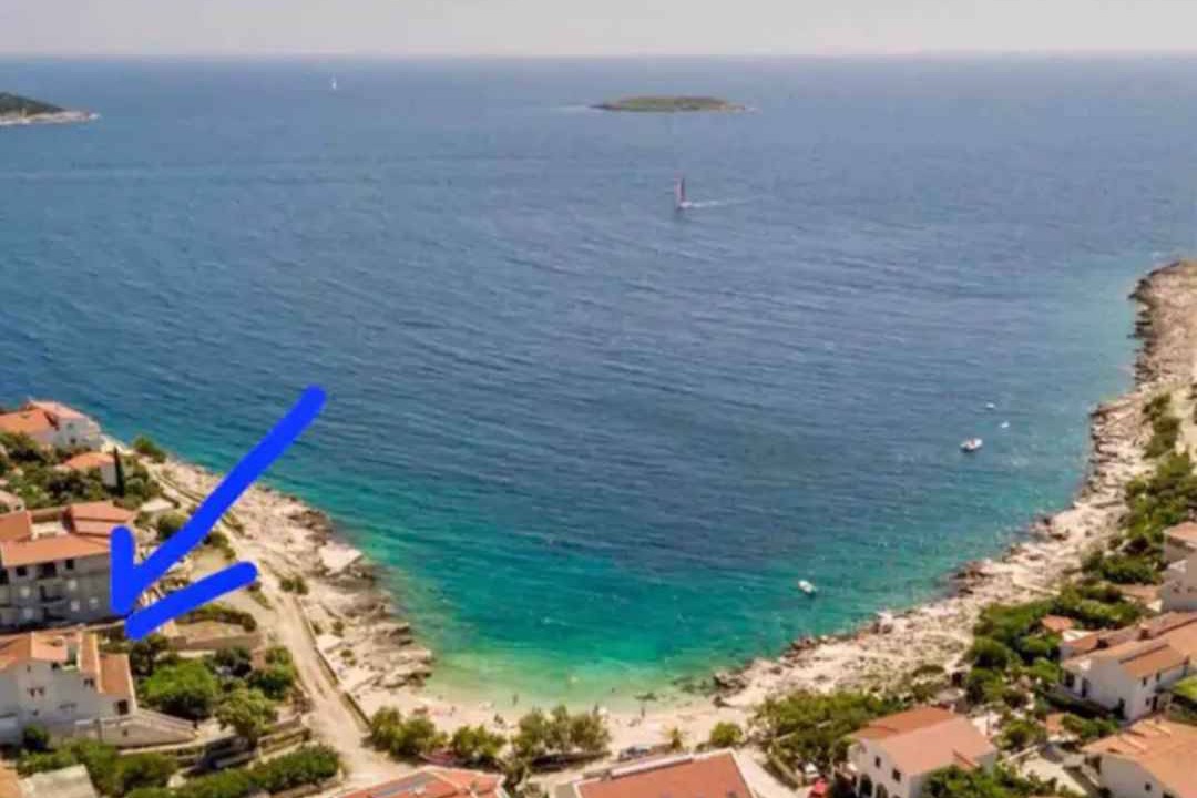 Sevid Apartment | Holiday apartment With sea views and first rich to the sea