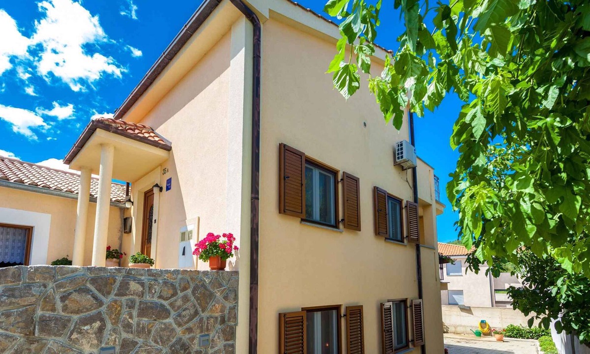 Porat Apartment | Holiday apartment with a/c