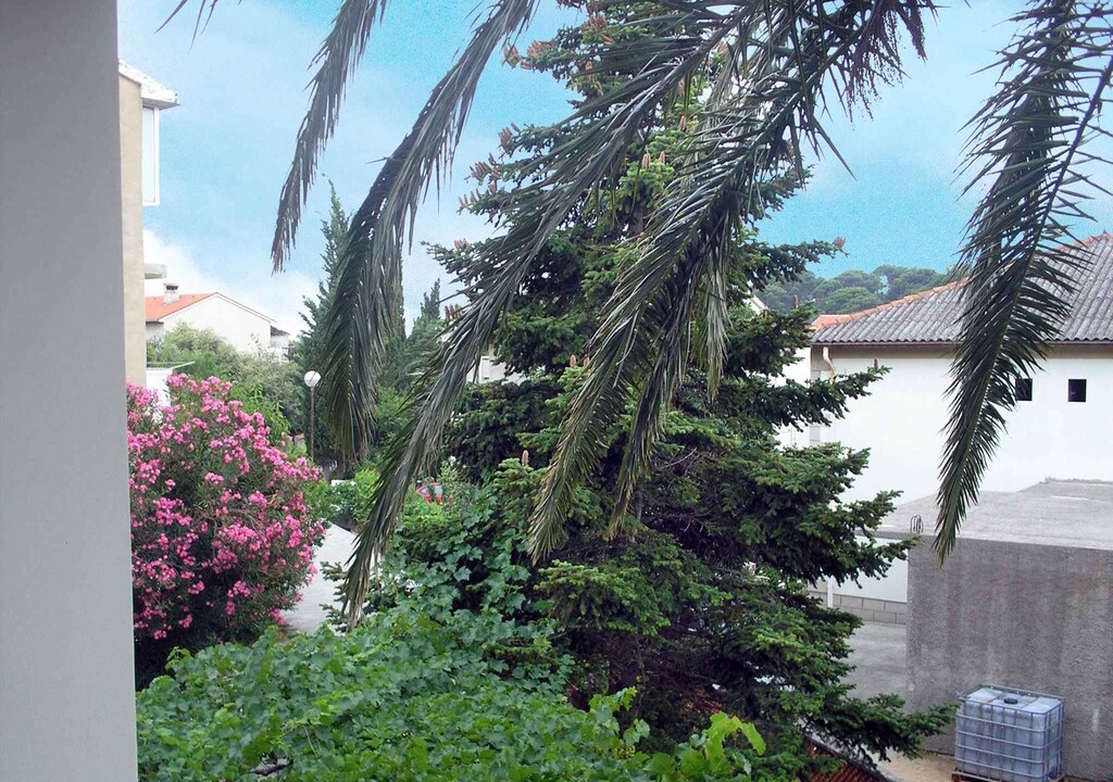 Palit Apartment | Holiday apartment with air conditioning and balcony