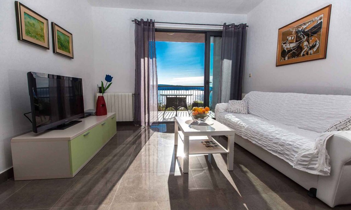 Dramalj Apartment | Holiday apartment with air conditioning and sea view