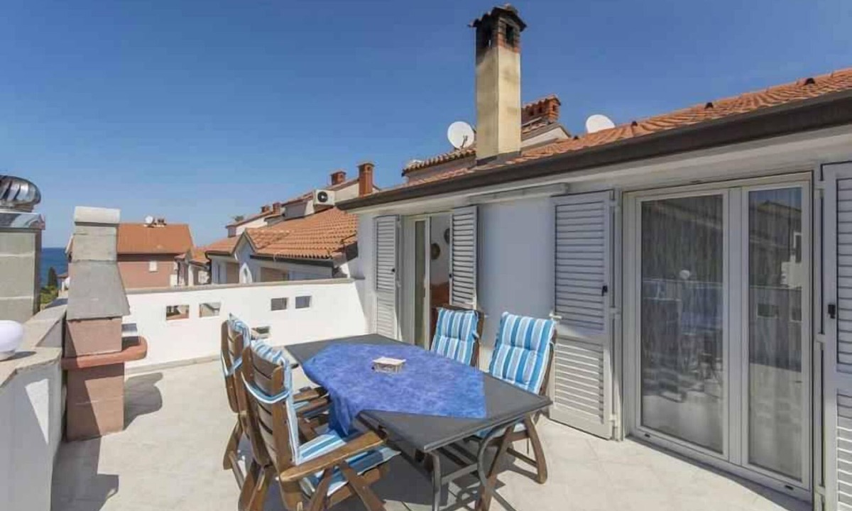 Dajla Apartment | Holiday apartment with Wi-Fi and balcony