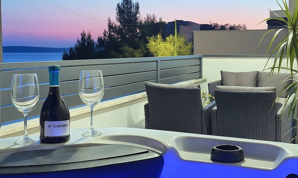 Zelenka Villa | Holiday Hime Vucko with jacuzzi