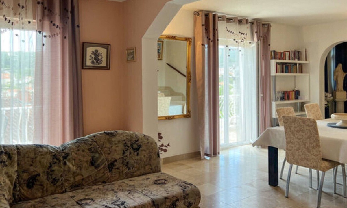 Splitska House | Holiday Home Aurora - Three bedroom Holiday Home