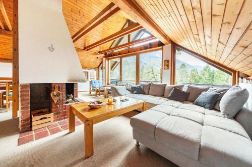 Bohinjska Bela House | Holiday Home Bela