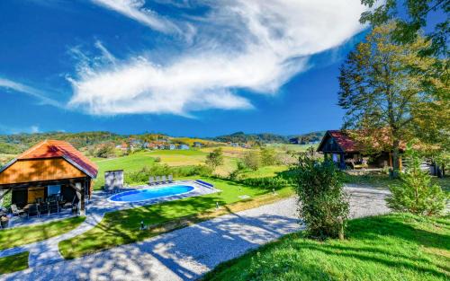 Gornja Stubica House | Holiday Home BIBA With Heated Outdoor Pool