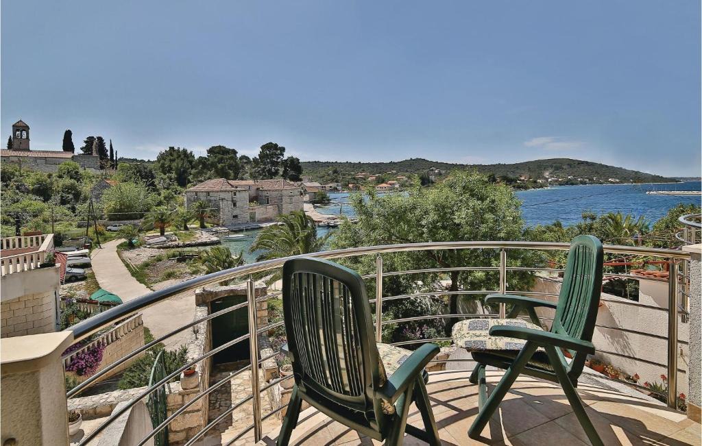 Veliki Drvenik House | Holiday home Bobovisce bb Croatia