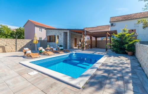 Biograd na Moru House | Holiday Home Ema with pool
