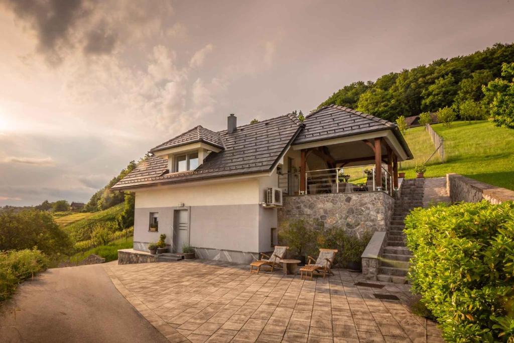 Smarjeske Toplice House | Holiday home in Smarjeske Toplice - Kranjska Krain 45723