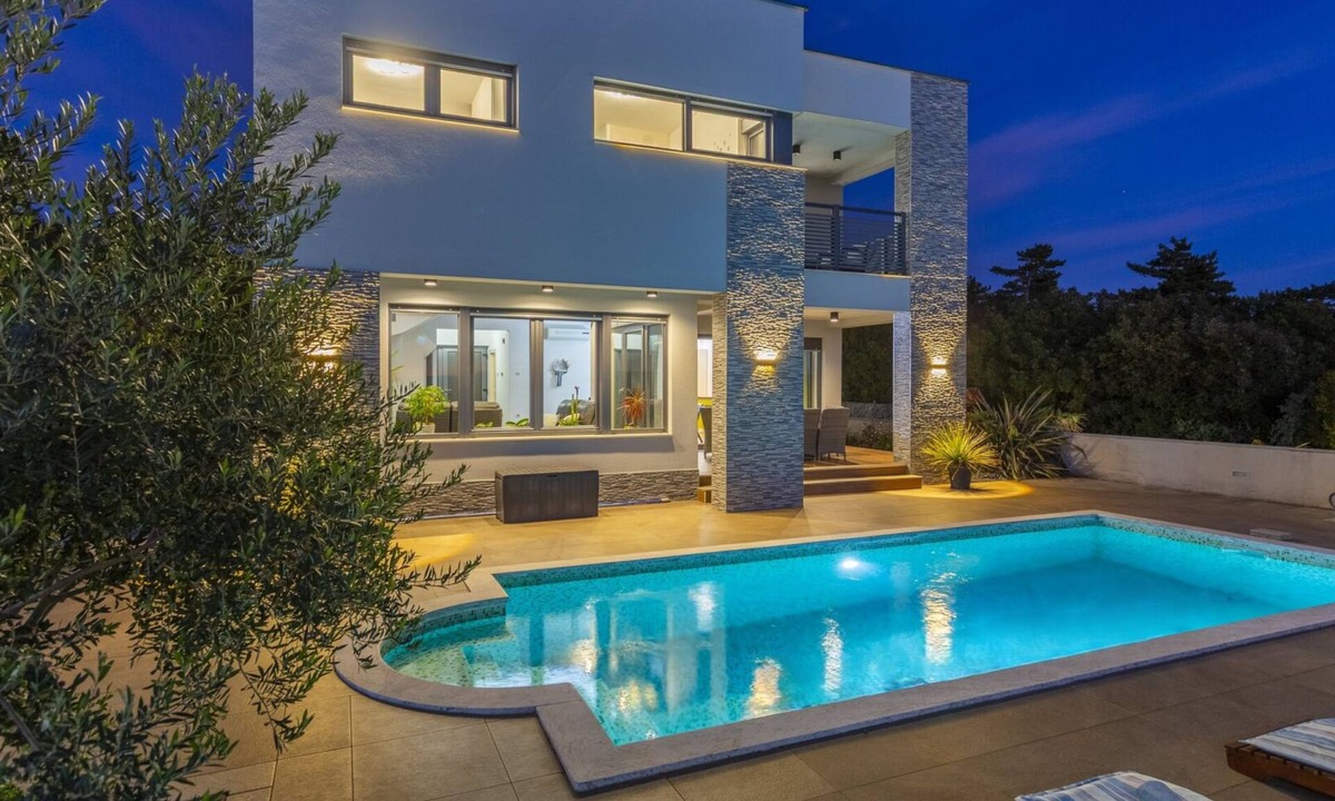 Crikvenica Villa | Holiday Home Legara with pool by Villas Guide