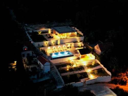 Imotski House | Holiday Home Luxury Villa Dobri Dida by Interhome