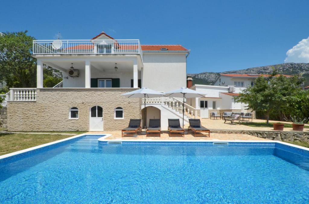 Kastel Sucurac House | Holiday Home Nevera