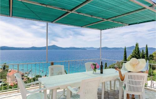 Krucica House | Holiday Home Sladenovici Iv