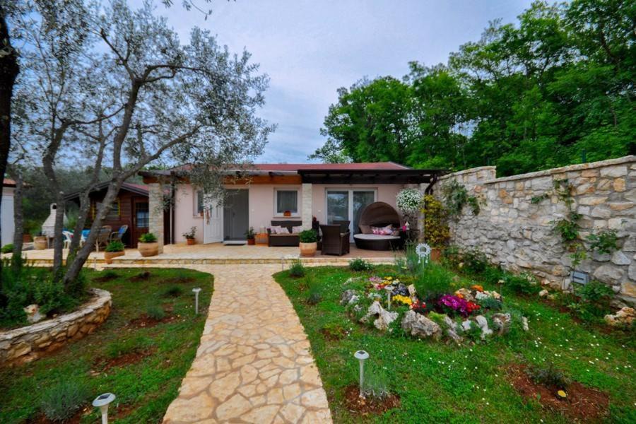Murine House | Holiday Home T