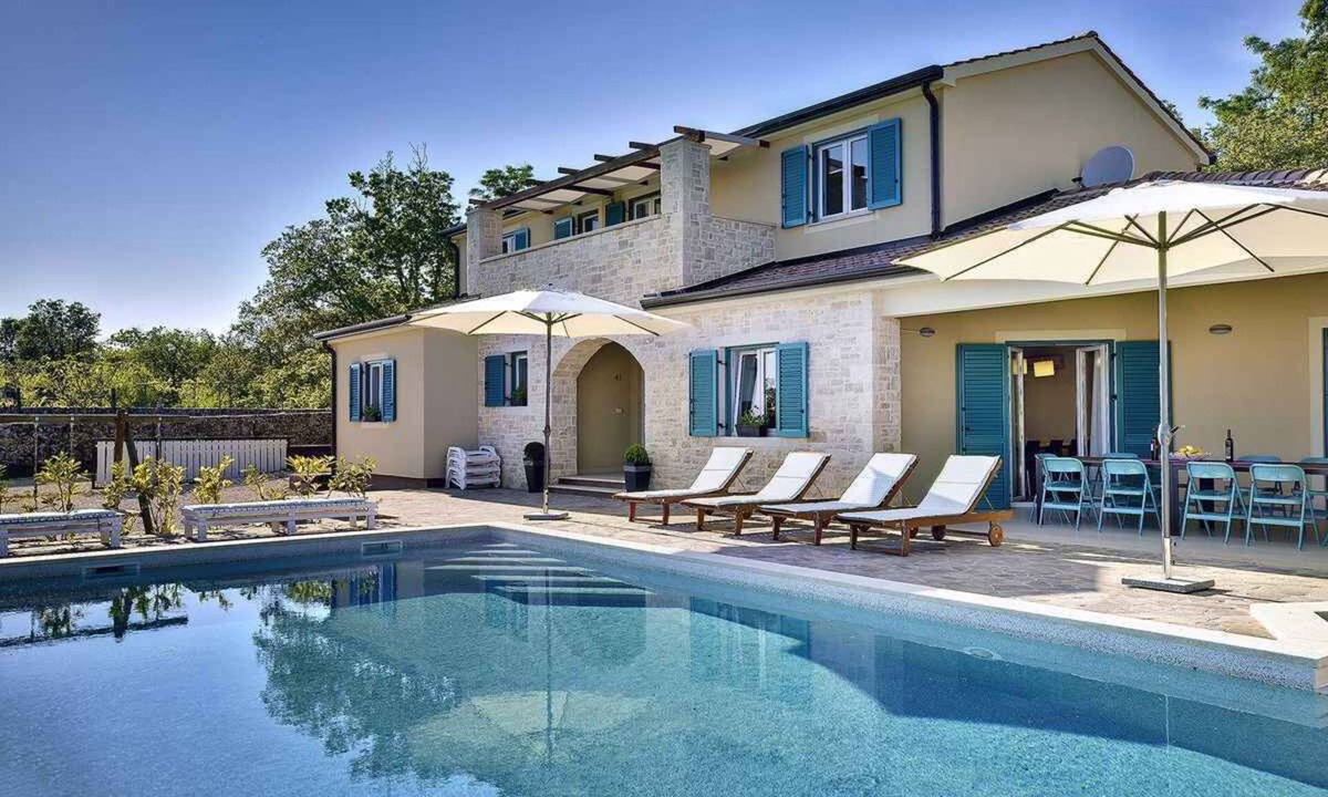 Holiday Air Conditioning | Muzini